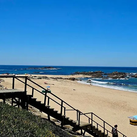 Woodhouse Near River - Near Ocean - Near